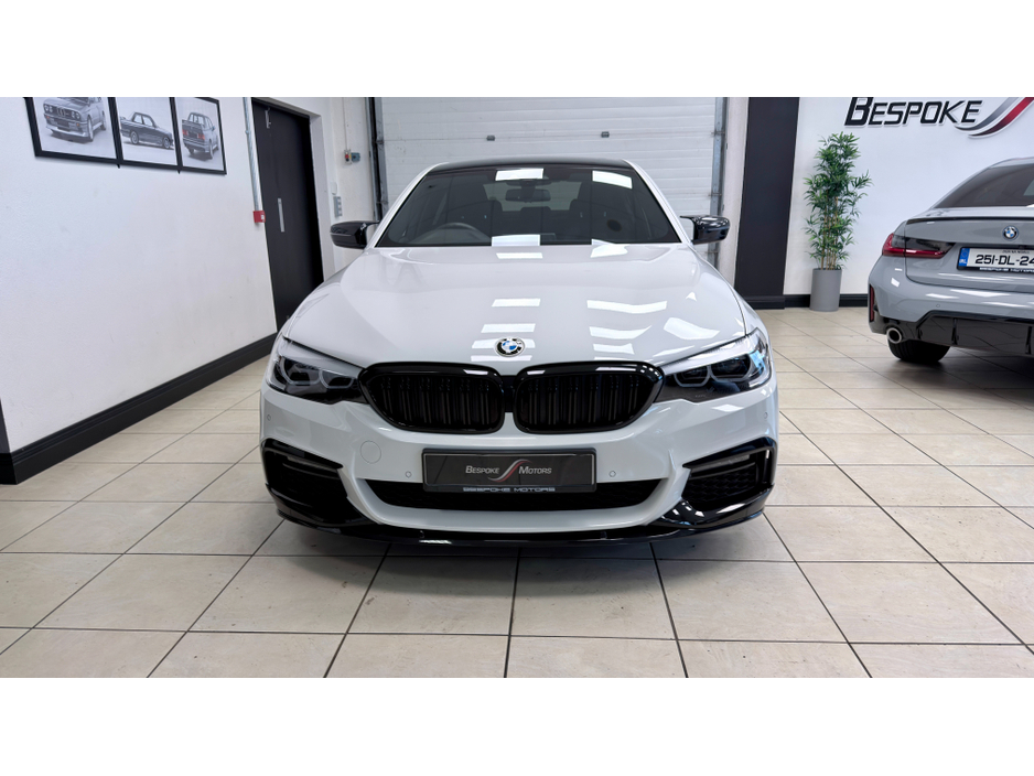 2020 BMW 5 Series - image 5