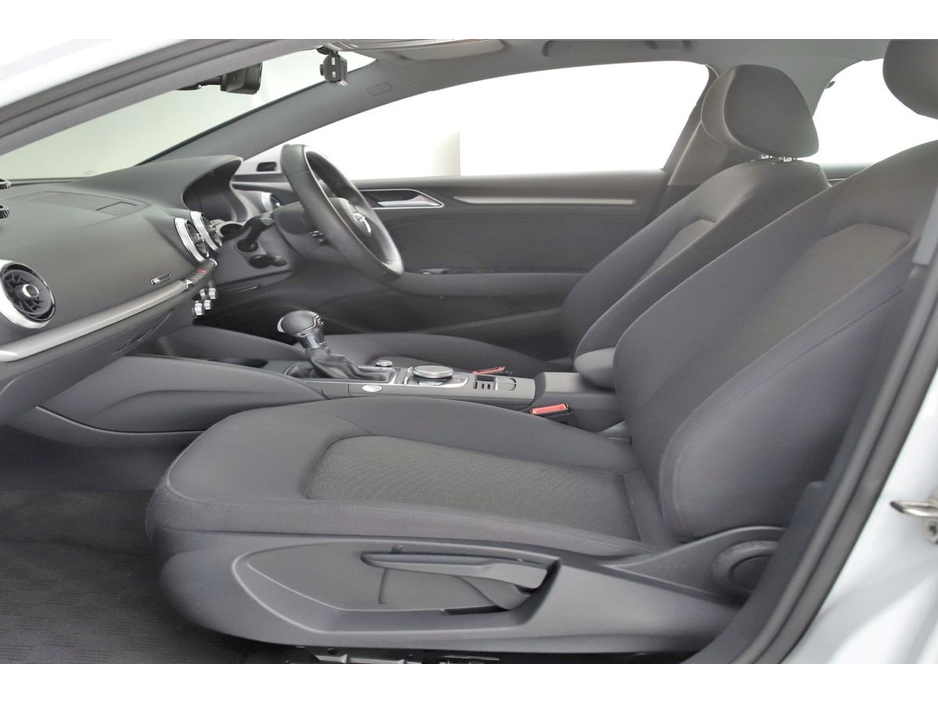 2018 Audi A3 1.4 TFSI S-TRONIC*DIGITAL DASH*REVERSE CAM*PARK SENSORS* €20,890