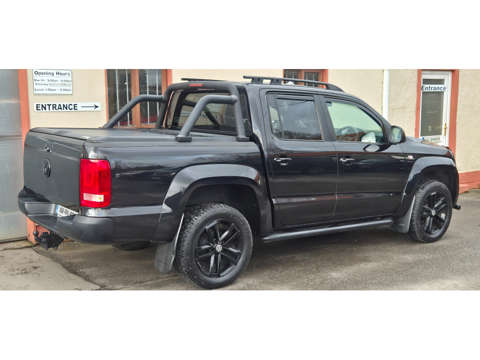 2016 Volkswagen Amarok - image 4