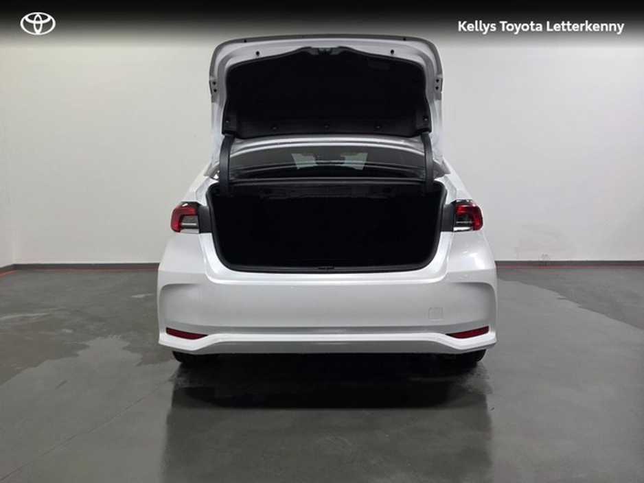 2023 Toyota Corolla COROLLA HYBRID LUNA SPORT #39 €28,995