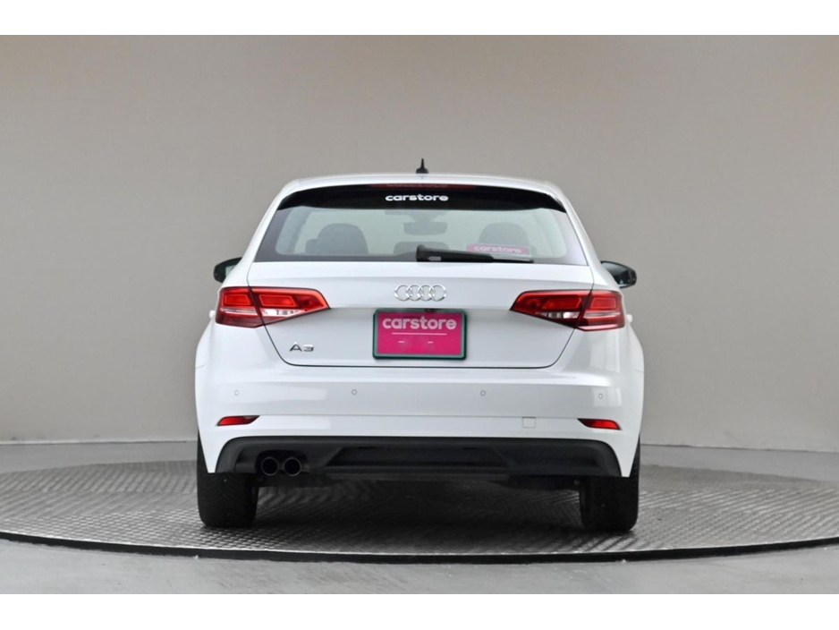 2019 Audi A3 - image 8