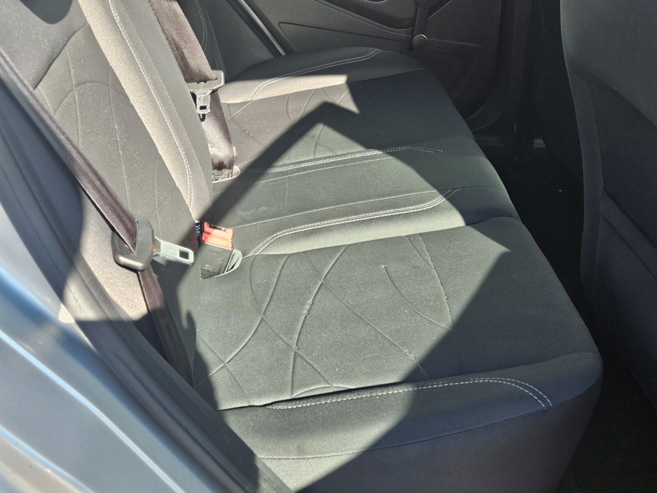 2016 Ford Fiesta - image 7