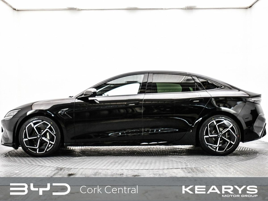 2024 BYD Seal 82.5kWh Design RWD €39,888