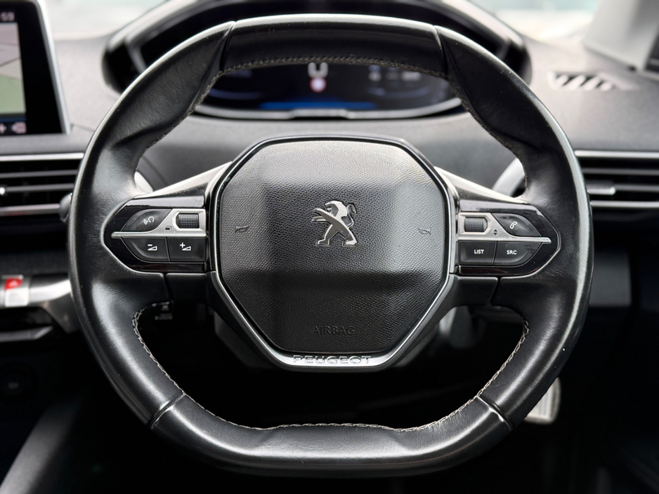 2018 Peugeot 5008 - image 24