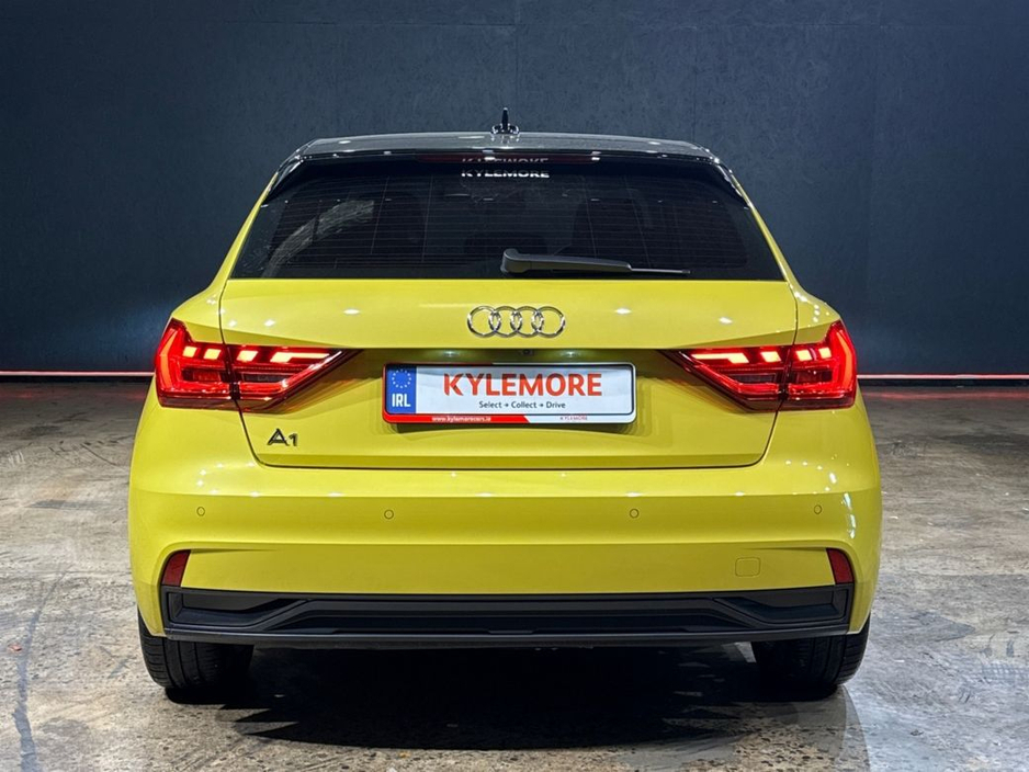 2022 Audi A1 - image 4