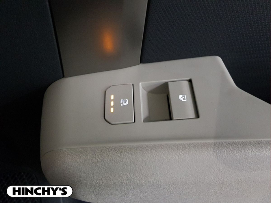 2025 Kia EV3 - image 28