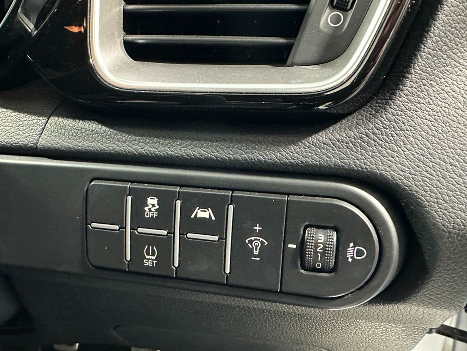 2024 Kia Ceed - image 21