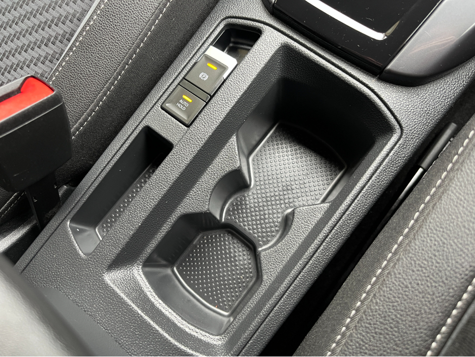 2021 Volkswagen T-Roc - image 16