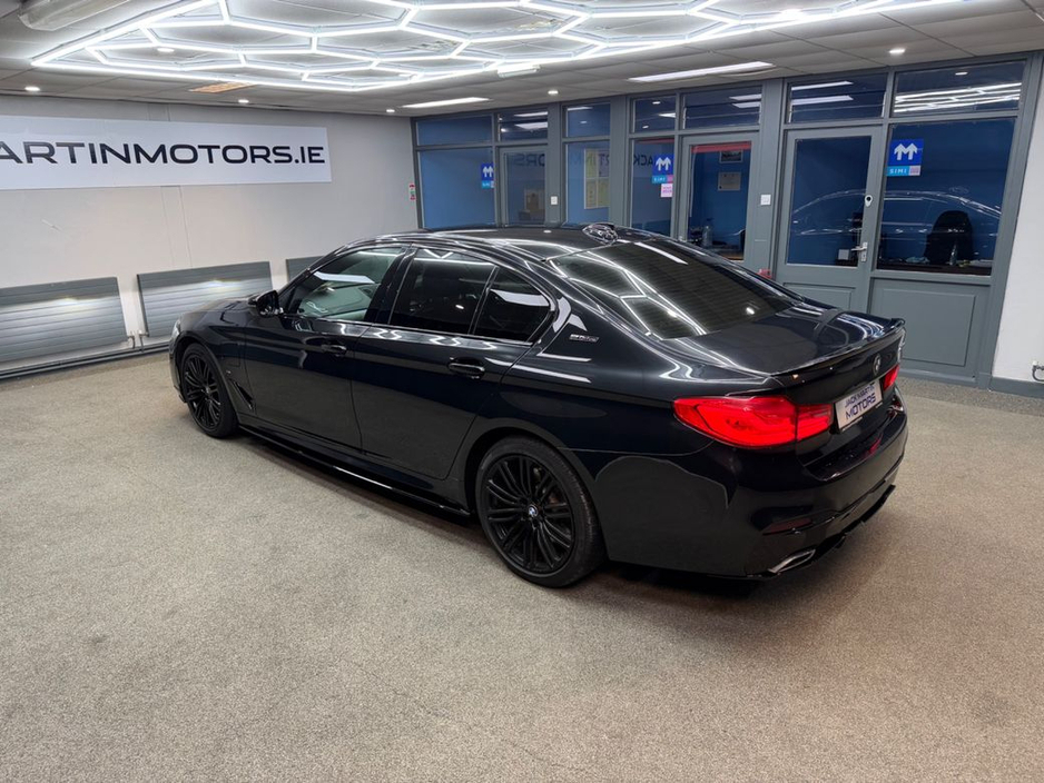 2019 BMW 5 Series - image 17