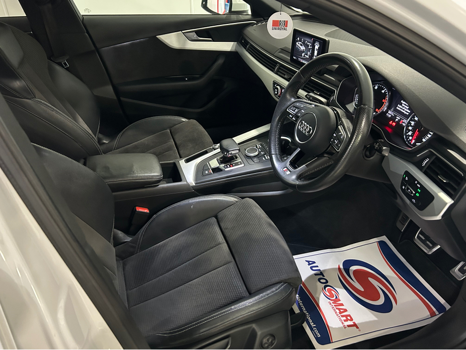 2017 Audi A4 - image 23