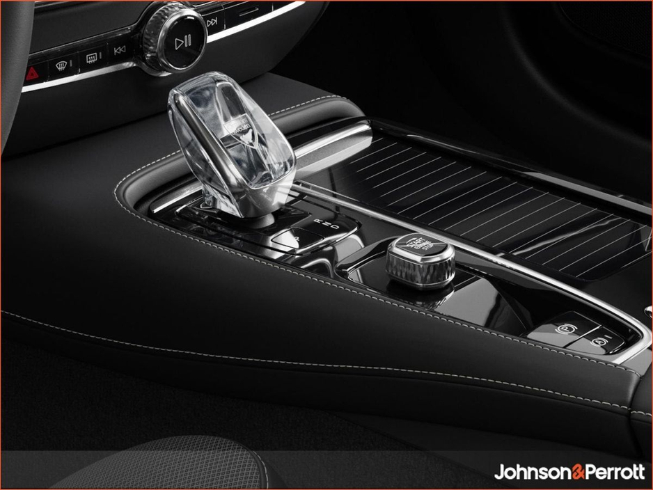 2026 Volvo V60 T6 350bhp AWD PHEV Plus Dark - Forest Lake Metallic + Driver Assist Pack +360 Camera €72,894