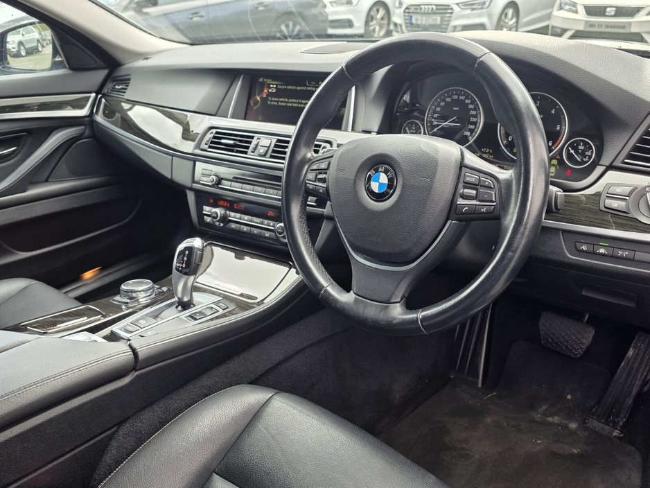 2014 BMW 5 Series - image 8