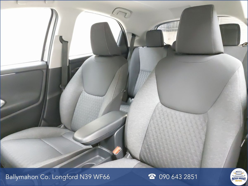 2024 Toyota Yaris Yaris Hybrid Luna €23,950