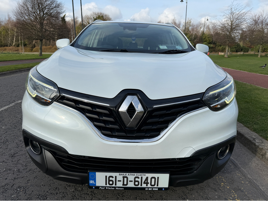 2016 Renault Kadjar - image 2