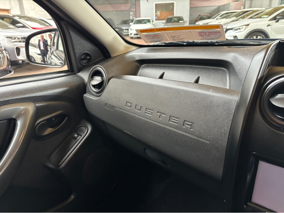 2018 Dacia Duster - image 6