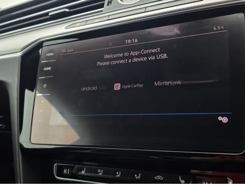 2018 Volkswagen Arteon - image 33