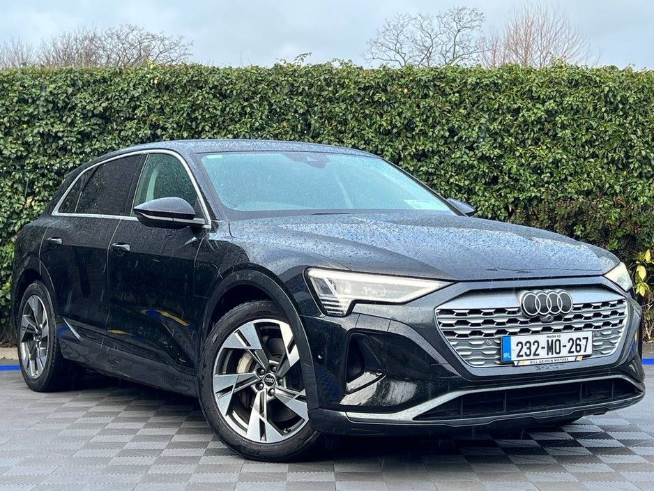 2023 Audi Q8 e-tron E-TRON SPORT 55 QUATTRO // APPLE CARPLAY/ANDROID AUTO // ADAPTIVE AIR SUSPENSION // DUAL ZONE CLIMATE CONTROL €40,950