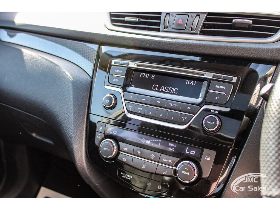 2017 Nissan X-Trail - image 15