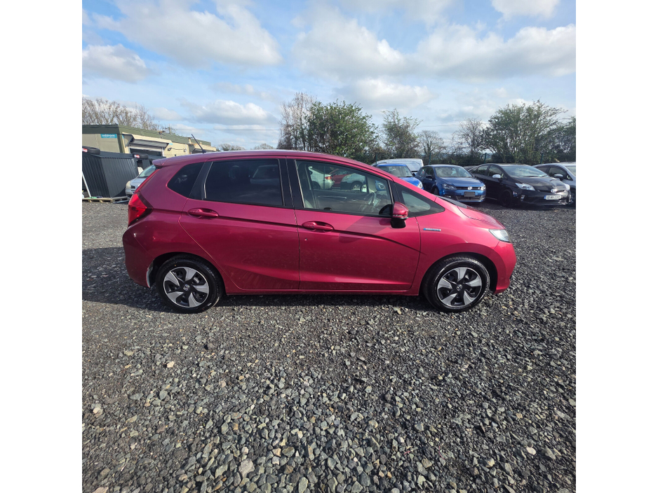 2017 Honda Fit - image 9