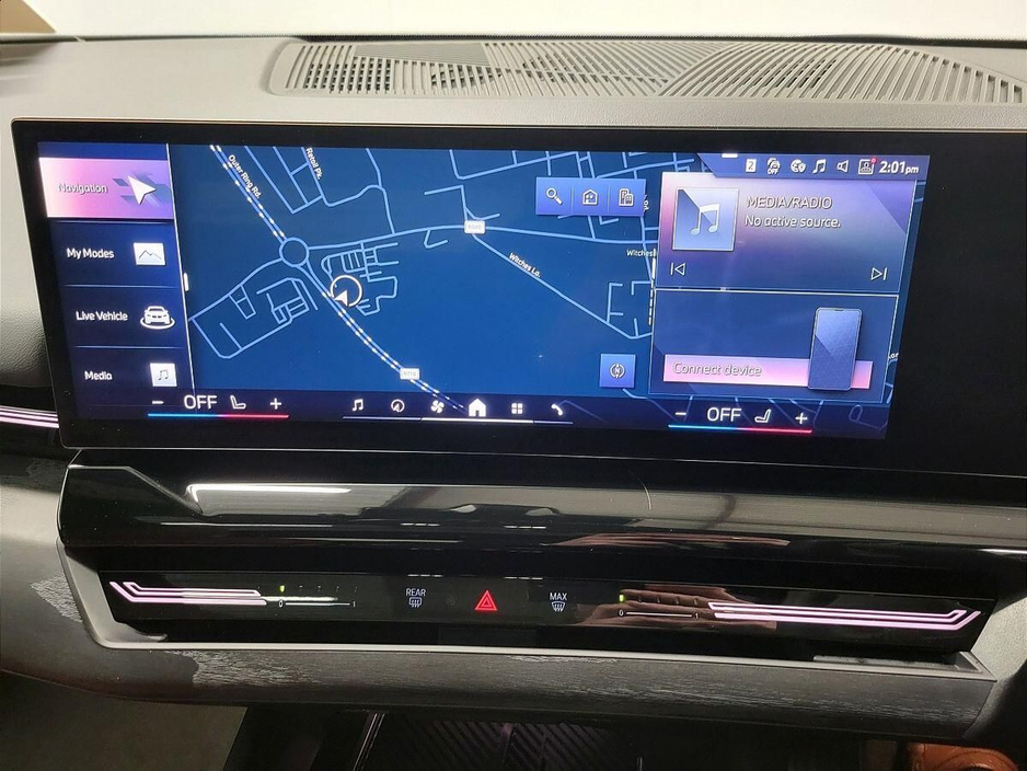 2024 BMW 5 Series - image 8