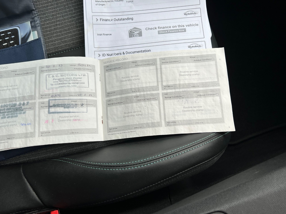 2021 Peugeot 3008 - image 29