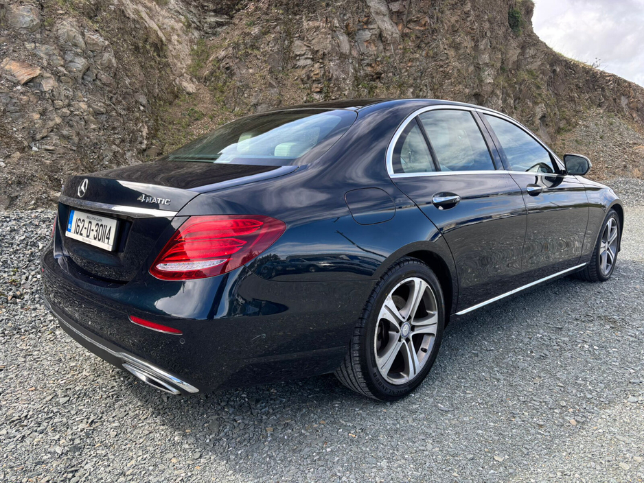 2016 Mercedes-Benz E Class - image 3