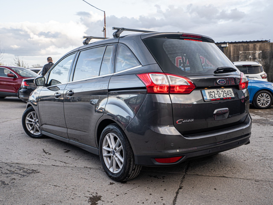 2016 Ford Grand C-Max - image 3