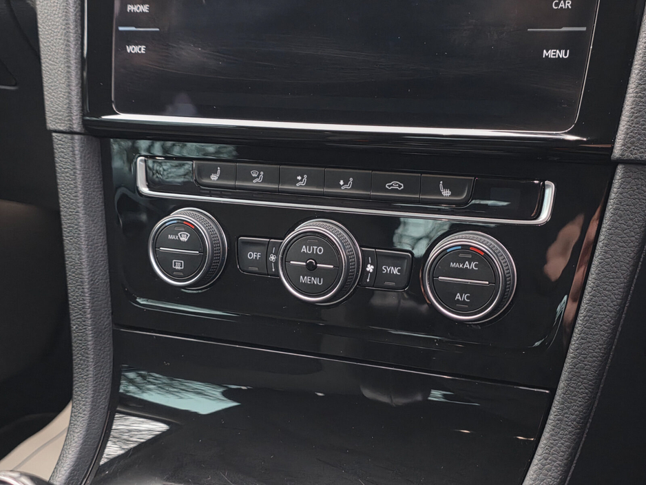 2018 Volkswagen Golf 1.0 TSI 115HP R-Line €18,999