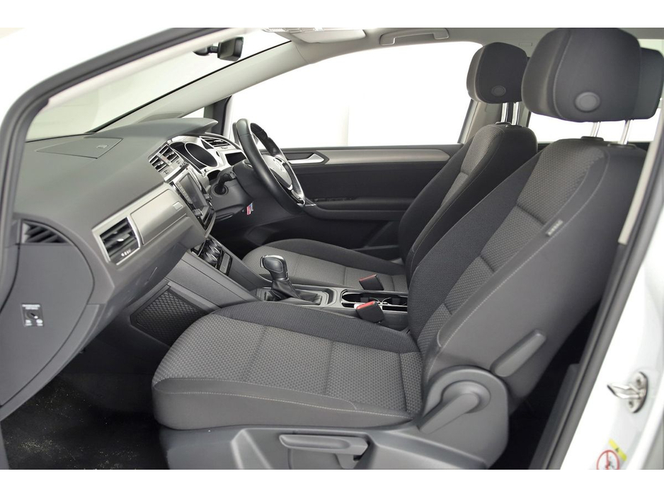 2017 Volkswagen Touran 1.4 TSI DSG TRENDLINE *CARPLAY*ANDROID*REVERSE CAM* €18,480