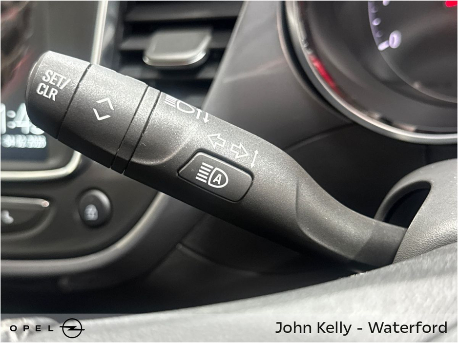 2022 Opel Crossland X 1.2i (83PS) 5 Speed SC €19,995