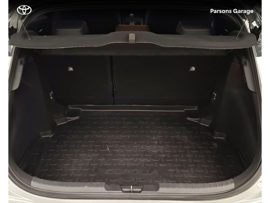 2022 Toyota Corolla - image 12