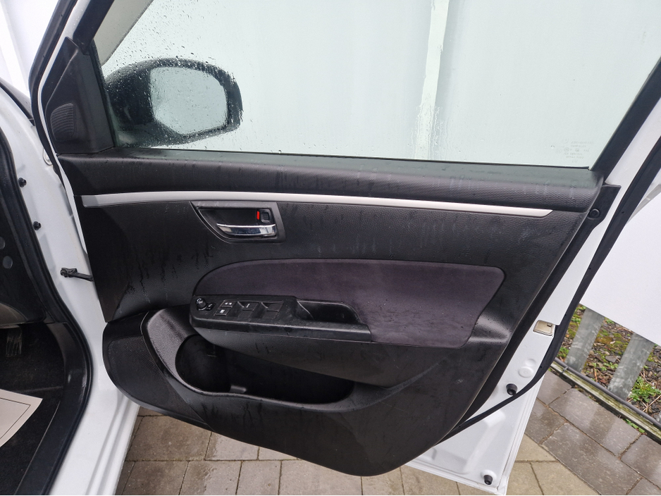 2014 Suzuki Swift 1.2 PETROL AUTO €8,450