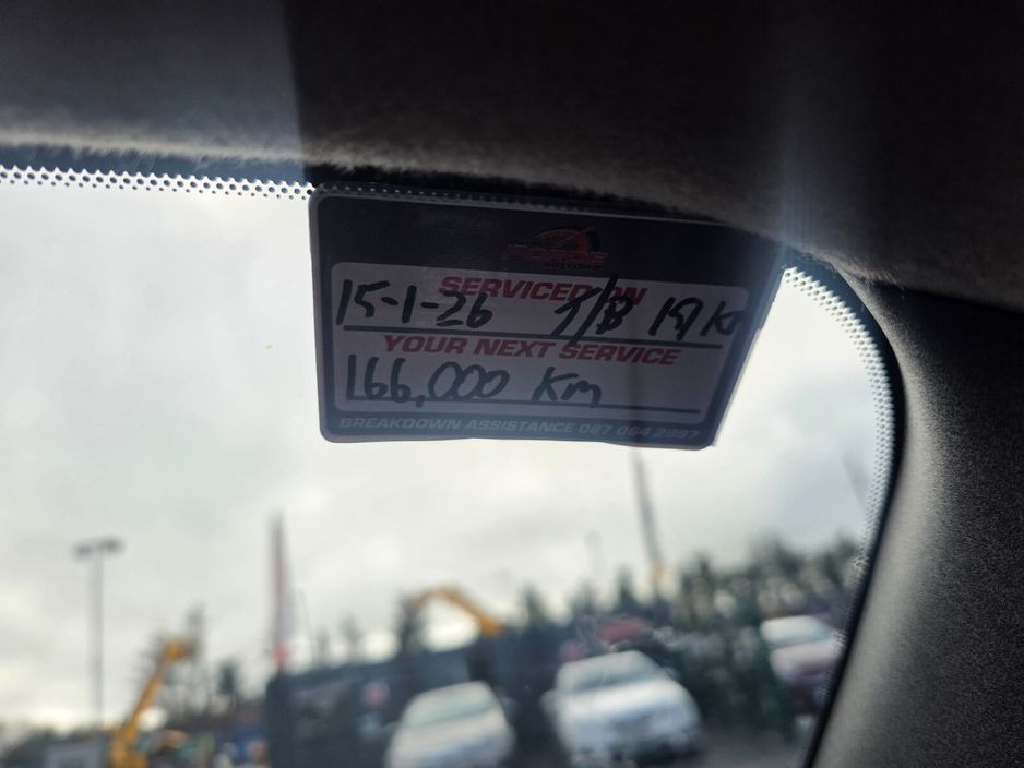 2016 Nissan Juke - image 11