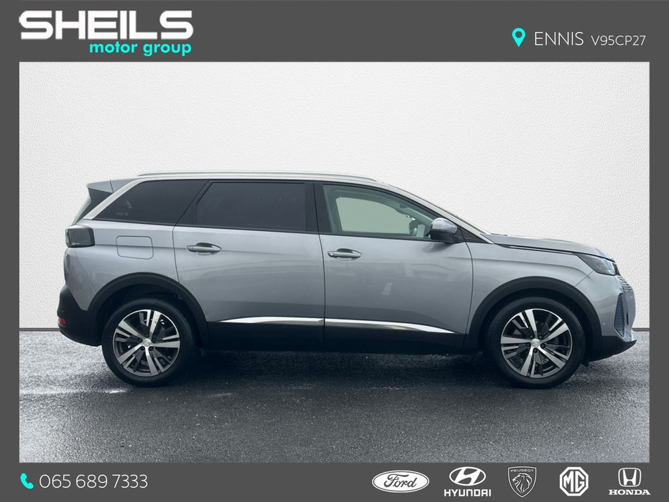 2021 Peugeot 5008 - image 10
