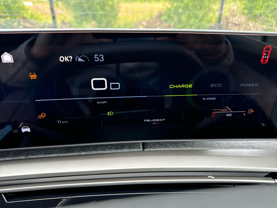 2026 Peugeot 3008 - image 13