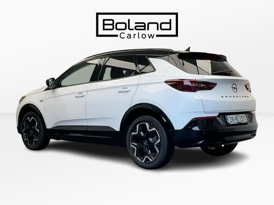 2024 Opel Grandland X - image 3