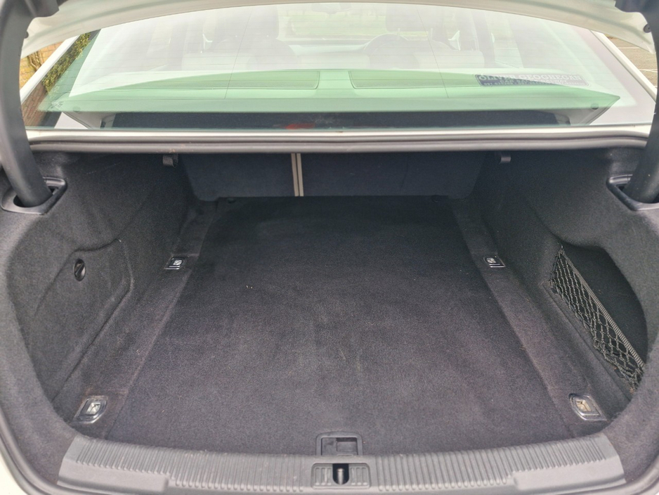 2018 Audi A6 - image 25