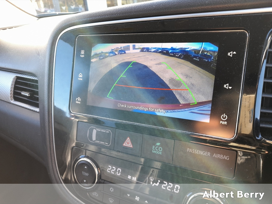 2017 Mitsubishi Outlander 5 SEATER 2.2 MANUAL €16,950