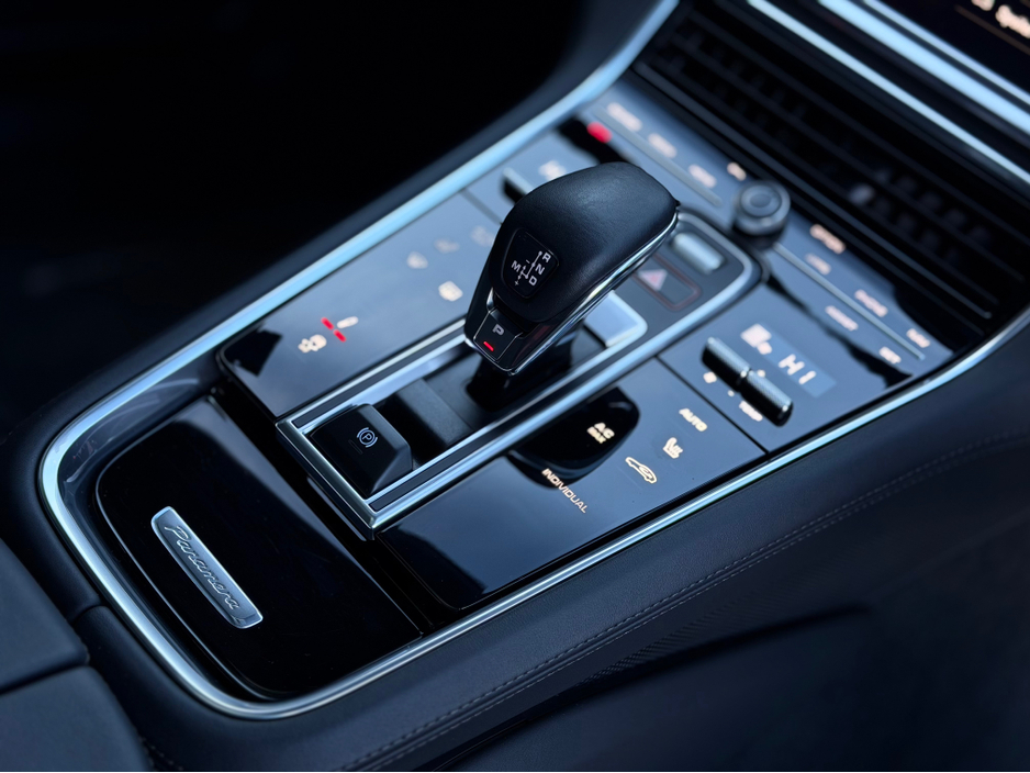 2022 Porsche Panamera 4 E-HY E-HYBRID 5DR AUTO €79,950