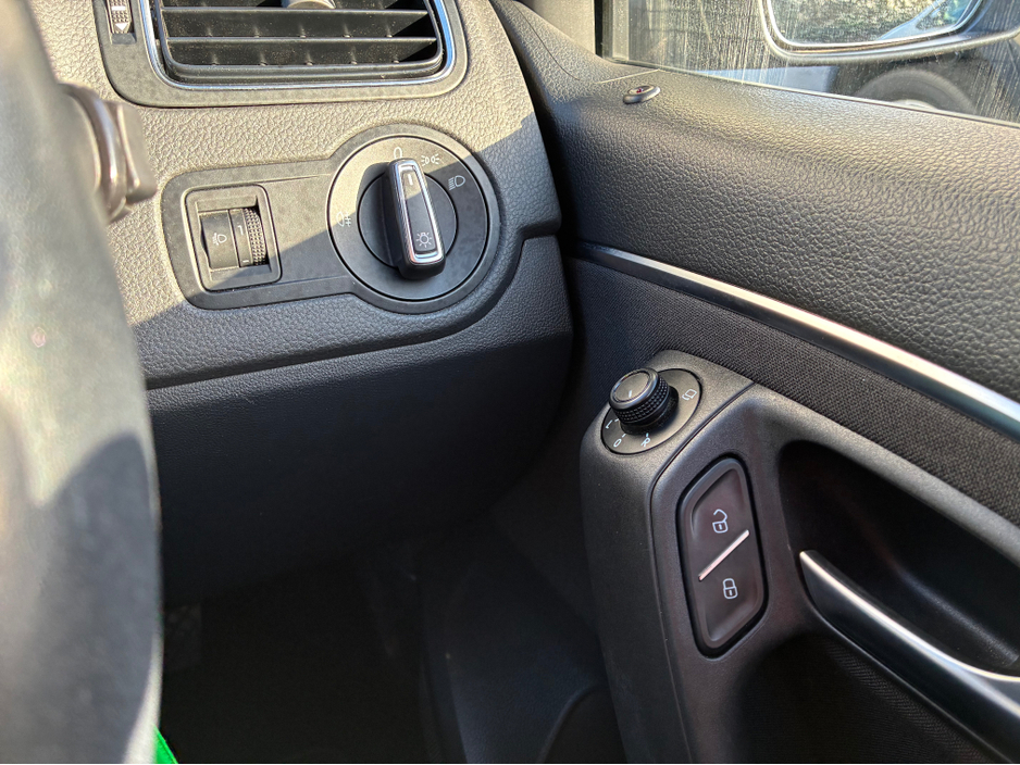 2016 Volkswagen Polo 1.2i TSI Petrol Automatic Comfortline €13,500