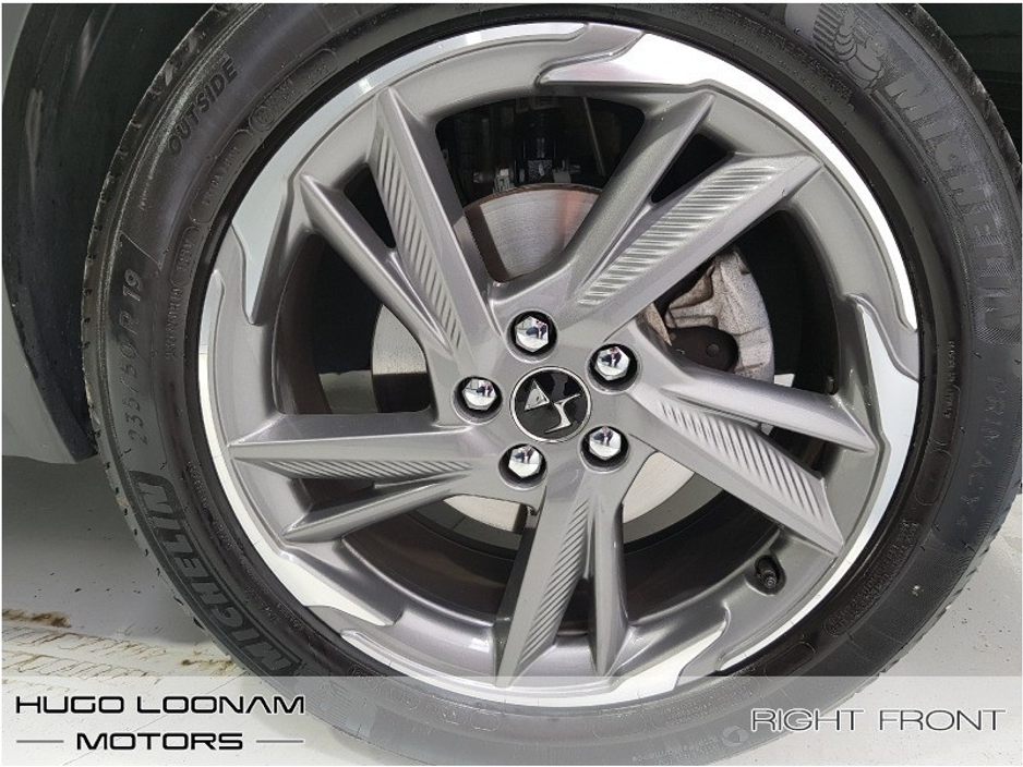 2022 DS Automobiles DS 7 - image 14