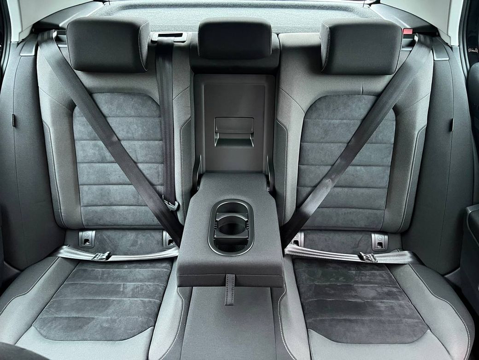 2016 Volkswagen Golf HIGHLINE R-LINE PACK 1.4 TSI AUTO // FULL SERVICE HISTORY // LOW MILEAGE // REVERSE CAMERA €16,900