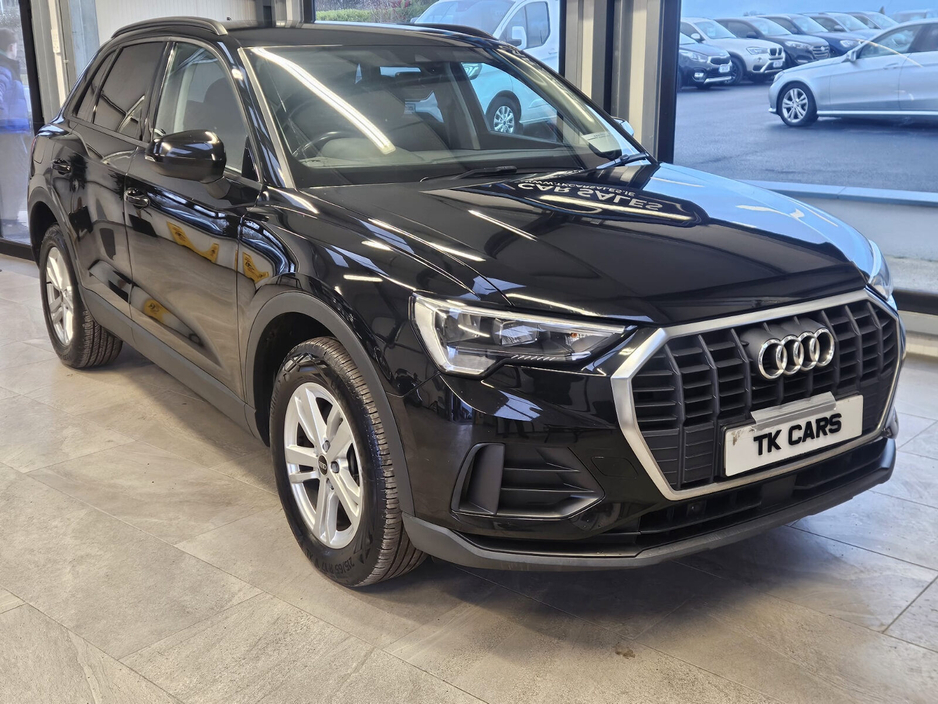 2022 Audi Q3 45 TFSI E S Tronic SE €27,950