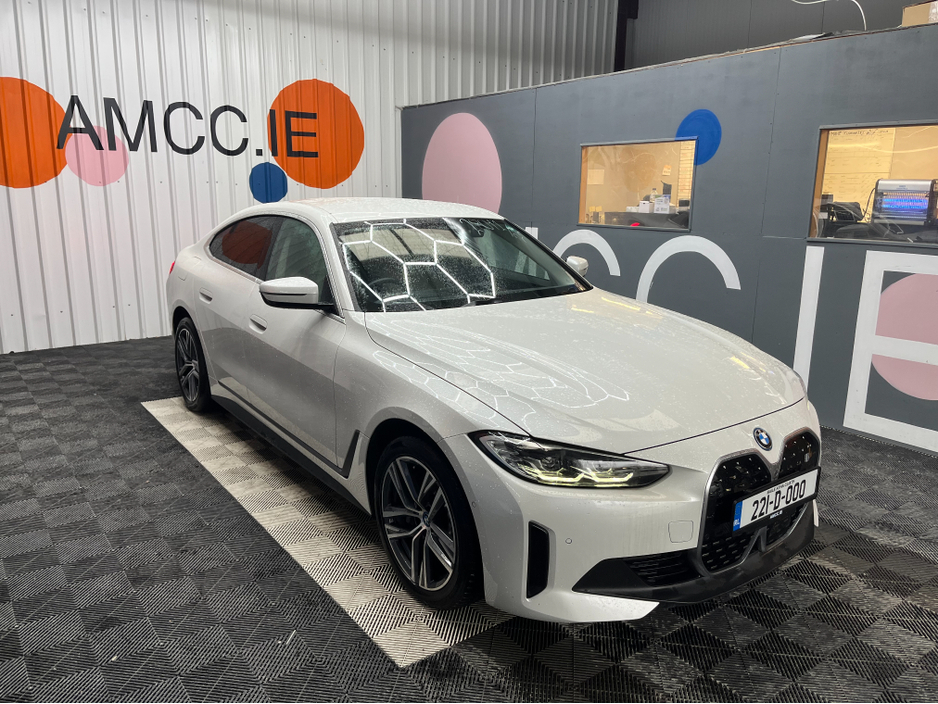 2022 BMW i4 €34950 2022 BMW I4 EDRIVE 40  / CRUISE CONTROL / 360° CAMERA / ELECTRIC MEMORY & HEATED SEATS / AMBIENT LIGHTS / APPLE CARPLAY €34,950