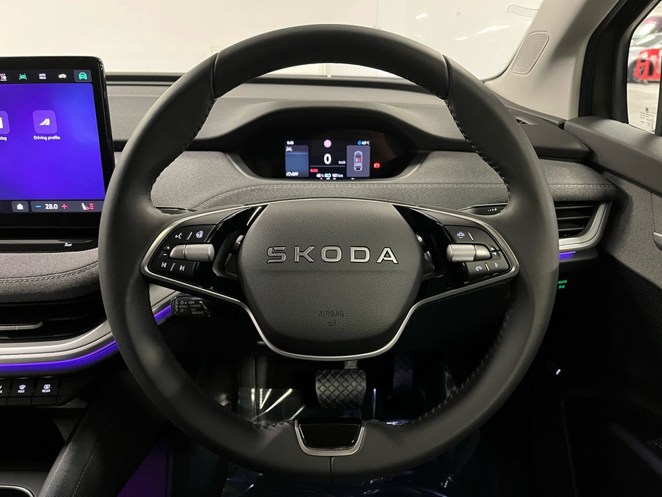 2025 Skoda Enyaq Edition IV 85 - Reversing Camera - Sat Nav - Climate Control - Heated Seats - Keyless Start - Apple CarPlay/Android Auto €39,950
