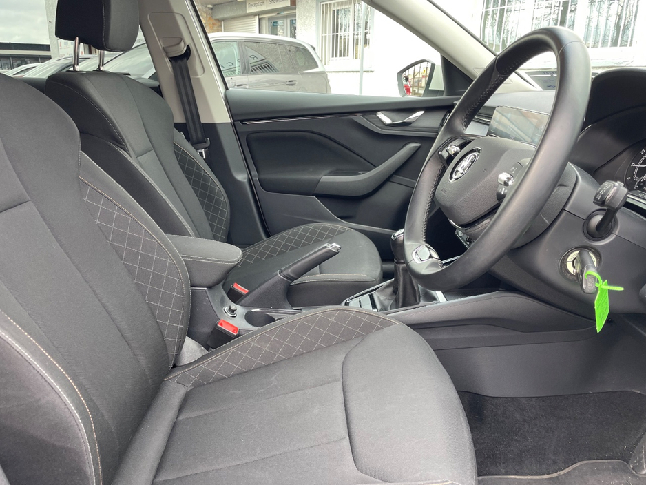 2022 Skoda Kamiq - image 15