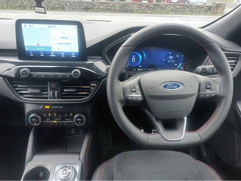 2023 Ford Kuga - image 9