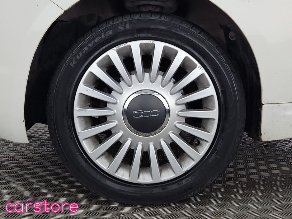 2017 Fiat 500 - image 14