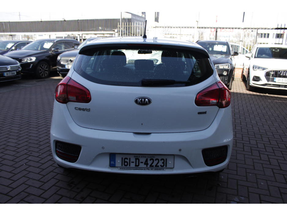 2016 Kia Ceed - image 5