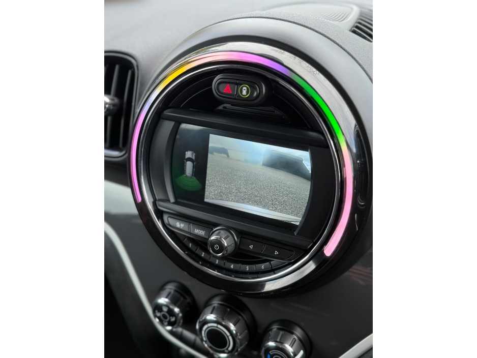 2018 MINI Countryman - image 14